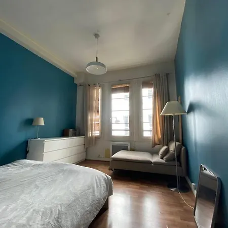 Apartment Bright Near Bastille Paris